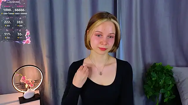 UmbraVelour online show from February 2026 01:05:02 PM