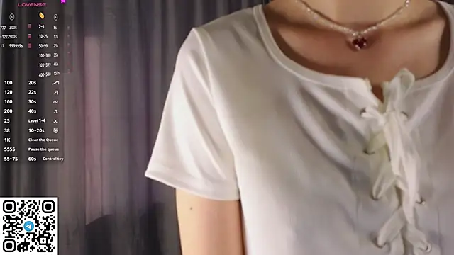 UmbraVelour online show from April 2026 01:03:02 PM