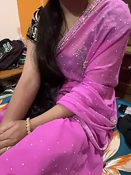 Snapshot of cutestpearl chatting on February 2026 07:10:01 PM cutestpearl online show from February 2026 07:10:01 PM