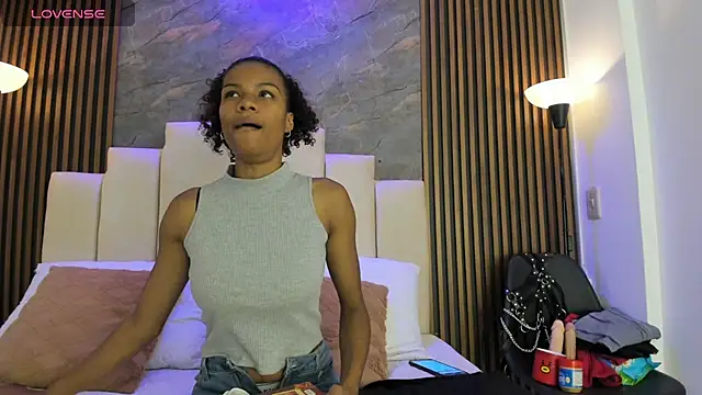 catiusca reyes 03 online show from April 2026 02:55:02 PM