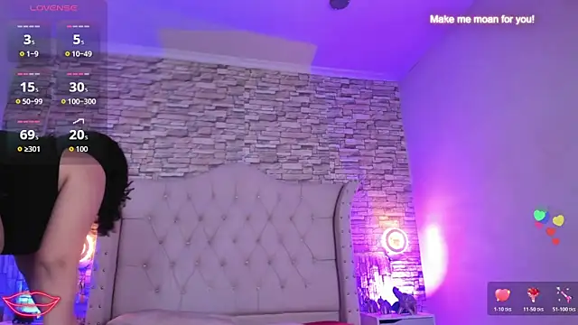 Amanda Mooree online show from April 2026 04:02:02 AM