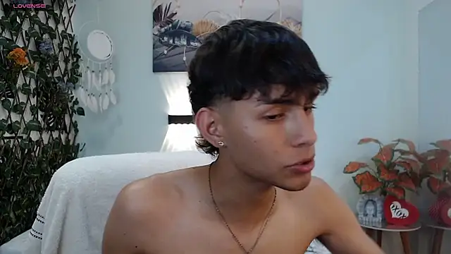 DraxBlade09 online show from November 2025 07:57:01 PM