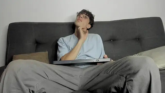 Dio  morningstar online show from January 2026 08:01:02 PM