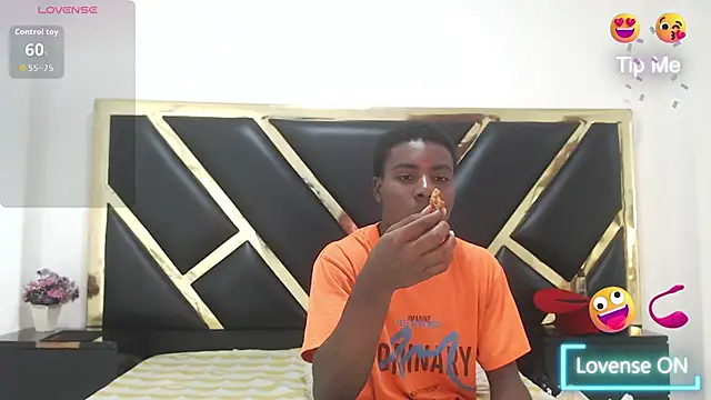 NoahJhonson69 online show from January 2026 07:08:02 PM