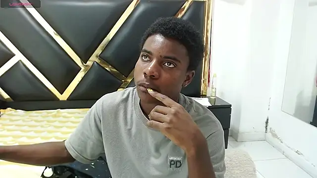 NoahJhonson69 online show from March 2026 11:38:02 AM