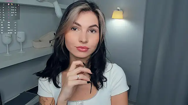 FeliciaKogen online show from November 2025 07:19:01 AM