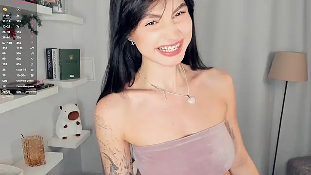 Snapshot of FeliciaKogen chatting on June 2026 08:39:01 AM FeliciaKogen online show from June 2026 08:39:01 AM