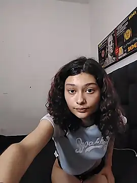 Twin legends online show from November 2025 01:18:01 AM