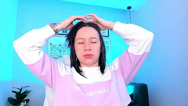 Annie Petters online show from December 2025 11:59:01 AM