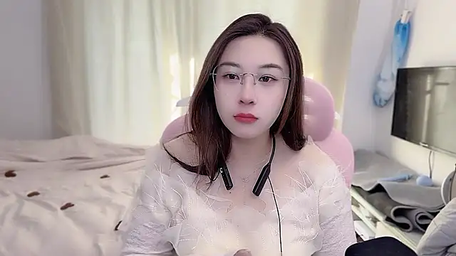 Snapshot of TTtia_ chatting on January 2026 01:40:01 AM TTtia online show from January 2026 01:40:01 AM