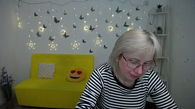 LaurenWishy online show from February 2026 12:55:01 AM