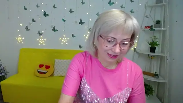 LaurenWishy online show from March 2026 06:08:02 AM