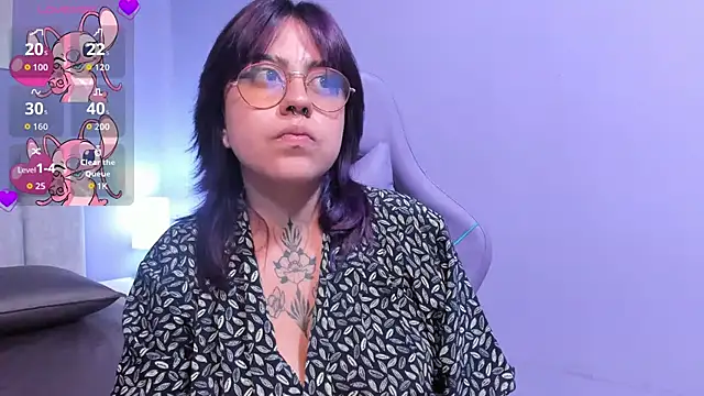 Iam kuromi online show from November 2025 03:18:02 AM