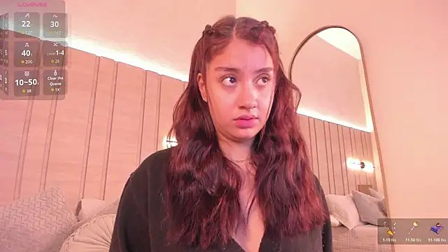 Zoe Mendez online show from November 2025 03:20:01 AM