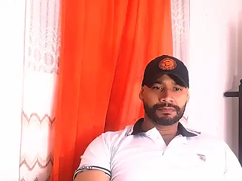 musclehetero online show from May 2026 05:20:01 PM