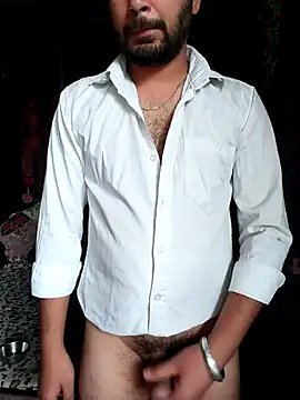 Cute Lucky online show from February 2026 10:56:01 AM