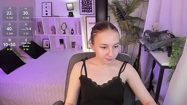 BeautifulSnake online show from December 2025 08:37:02 PM