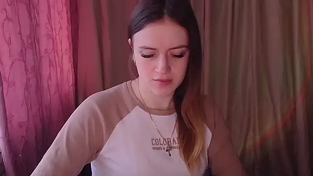 Illa May online show from February 2026 07:39:02 AM