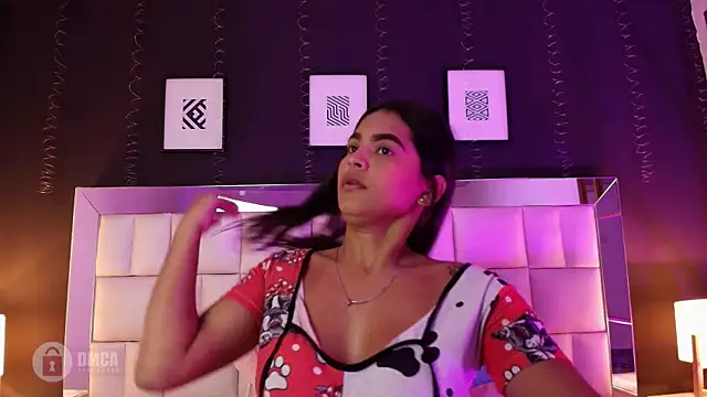 liana allen online show from November 2025 02:28:01 PM