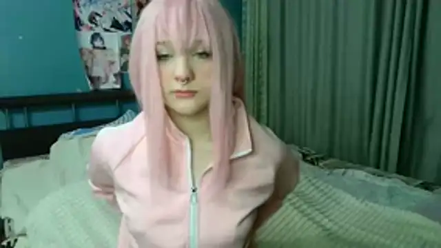 cutie kitten42 online show from November 2025 03:45:01 PM