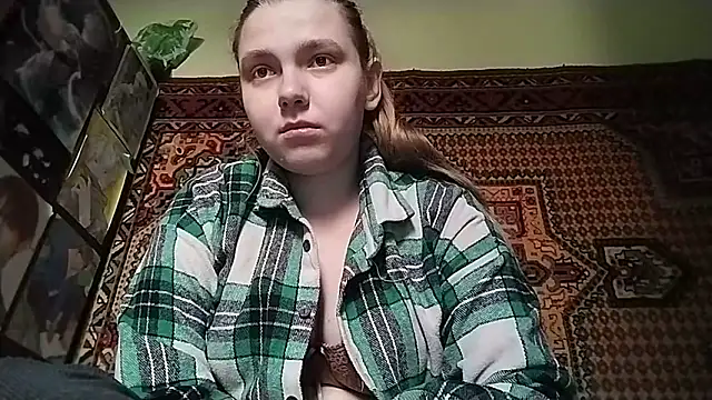 KikiBang online show from February 2026 09:17:01 AM