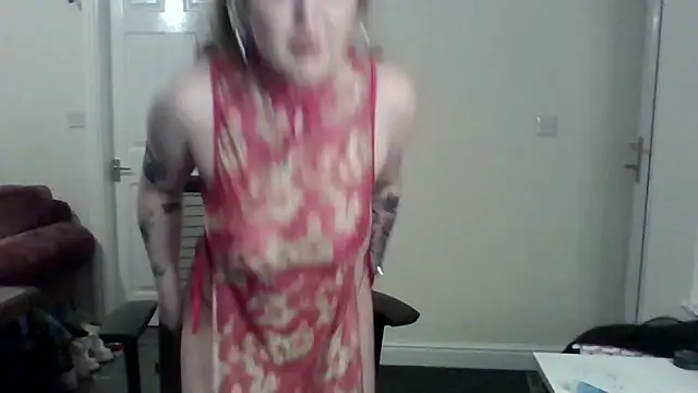 Snapshot of Persha_XX chatting on November 2025 06:41:02 PM Persha XX online show from November 2025 06:41:02 PM