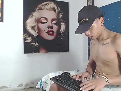 Snapshot of crissex3 chatting on March 2026 12:21:02 PM crissex3 online show from March 2026 12:21:02 PM