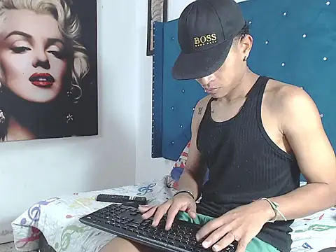 Snapshot of crissex3 chatting on March 2026 03:04:01 PM crissex3 online show from March 2026 03:04:01 PM