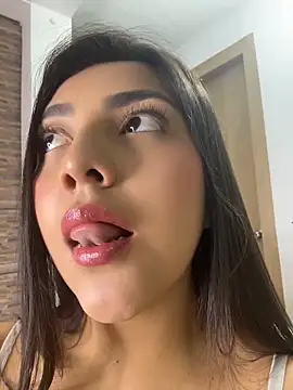 Sammyy torres online show from April 2026 05:01:02 AM