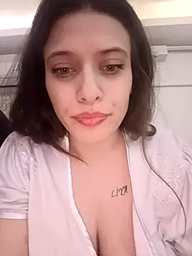 DevinAras online show from April 2026 11:43:01 PM