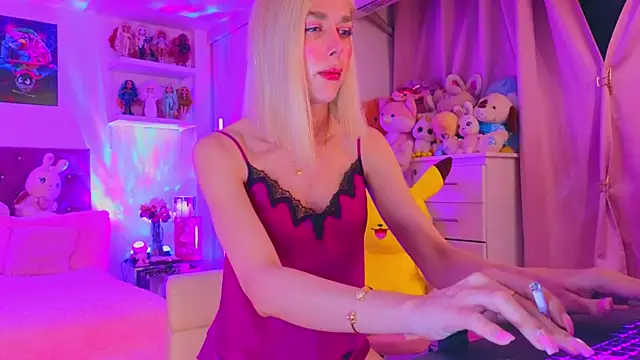 Snapshot of MadamBarbiee chatting on March 2026 12:28:01 AM MadamBarbiee online show from March 2026 12:28:01 AM