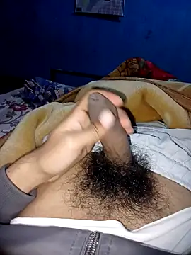 vaasuboy01 online show from November 2025 12:31:02 PM