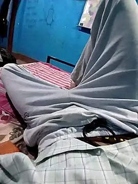 vaasuboy01 online show from April 2026 07:07:02 PM