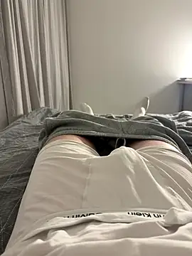 Snapshot of TwinkiStar05 chatting on November 2025 07:36:03 PM TwinkiStar05 online show from November 2025 07:36:03 PM