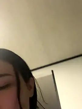 monserrat cutte online show from December 2025 11:45:01 PM