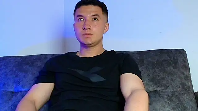 Ethan-Connor online show from November 2025 08:20:01 PM