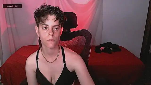 yuyitohairy online show from December 2025 03:25:01 AM