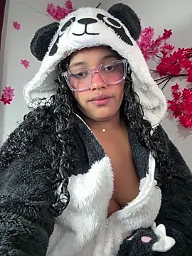 chleo rosse online show from April 2026 03:20:02 AM