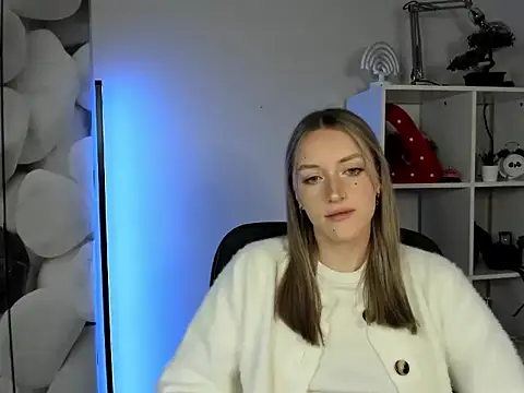 EvelynBlond online show from November 2025 06:35:01 AM