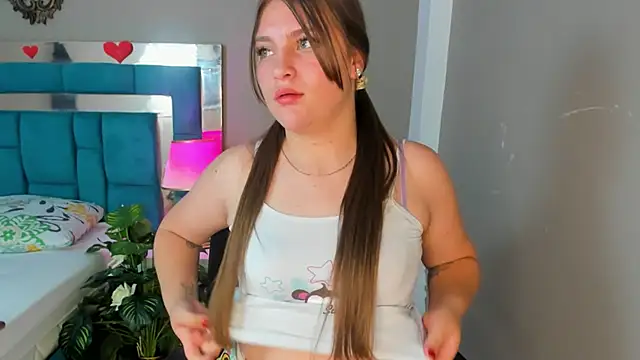 LiiaVelvet online show from March 2026 09:03:02 AM