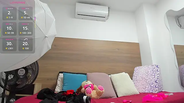 selenaflamemj online show from March 2026 06:56:01 PM