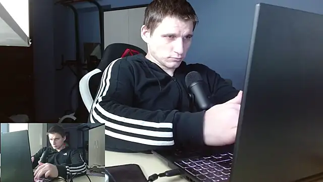 Poliglotjoe1 online show from February 2026 02:54:01 AM