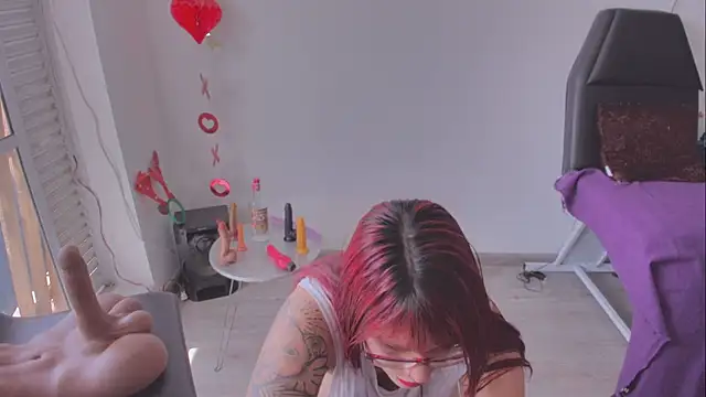 Charlotte1Demony online show from November 2025 03:58:01 PM