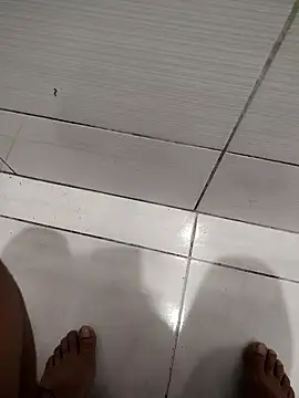 Snapshot of Kfrtui1 chatting on November 2025 06:24:02 AM Kfrtui1 online show from November 2025 06:24:02 AM