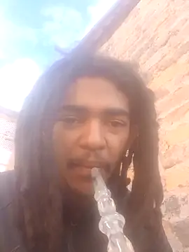 Eezxxx online show from April 2026 06:52:01 AM