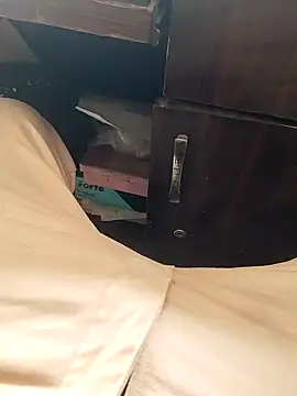 Snapshot of Roy___121 chatting on December 2025 04:39:01 AM Roy 121 online show from December 2025 04:39:01 AM