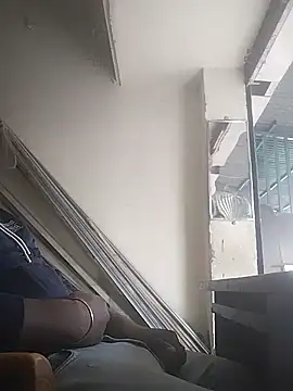 Snapshot of Roy___121 chatting on December 2025 05:28:01 AM Roy 121 online show from December 2025 05:28:01 AM