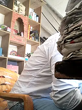 Snapshot of Roy___121 chatting on January 2026 05:57:02 AM Roy 121 online show from January 2026 05:57:02 AM