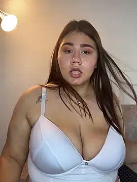 Snapshot of _Pamela_1 chatting on February 2026 02:43:02 AM Pamela 1 online show from February 2026 02:43:02 AM