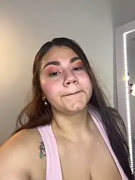 Snapshot of _Pamela_1 chatting on April 2026 02:45:02 AM Pamela 1 online show from April 2026 02:45:02 AM